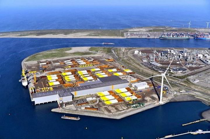 The Maasvlakte 2 terminal in Rotterdam.Photo: Sif Netherlands plans green hydrogen import auction by early 2024, backed by €300m of subsidies