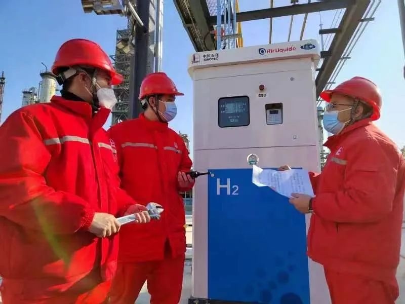 The largest PEM water electrolysis hydrogen production device in China officially put into operation in Puyang, Henan Province