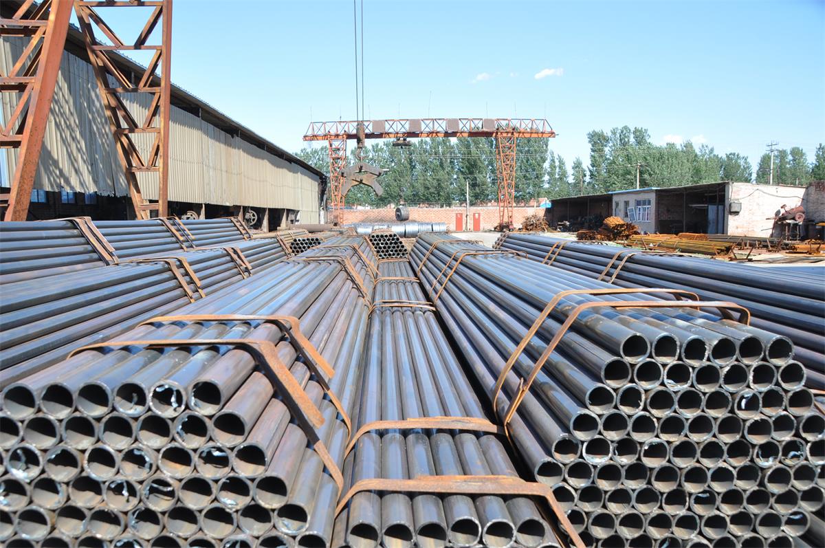 Why 304 stainless steel pipe has magnetic knowledge when used