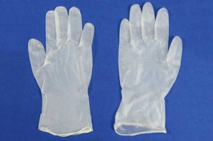 Disposable vinyl/PVC gloves 