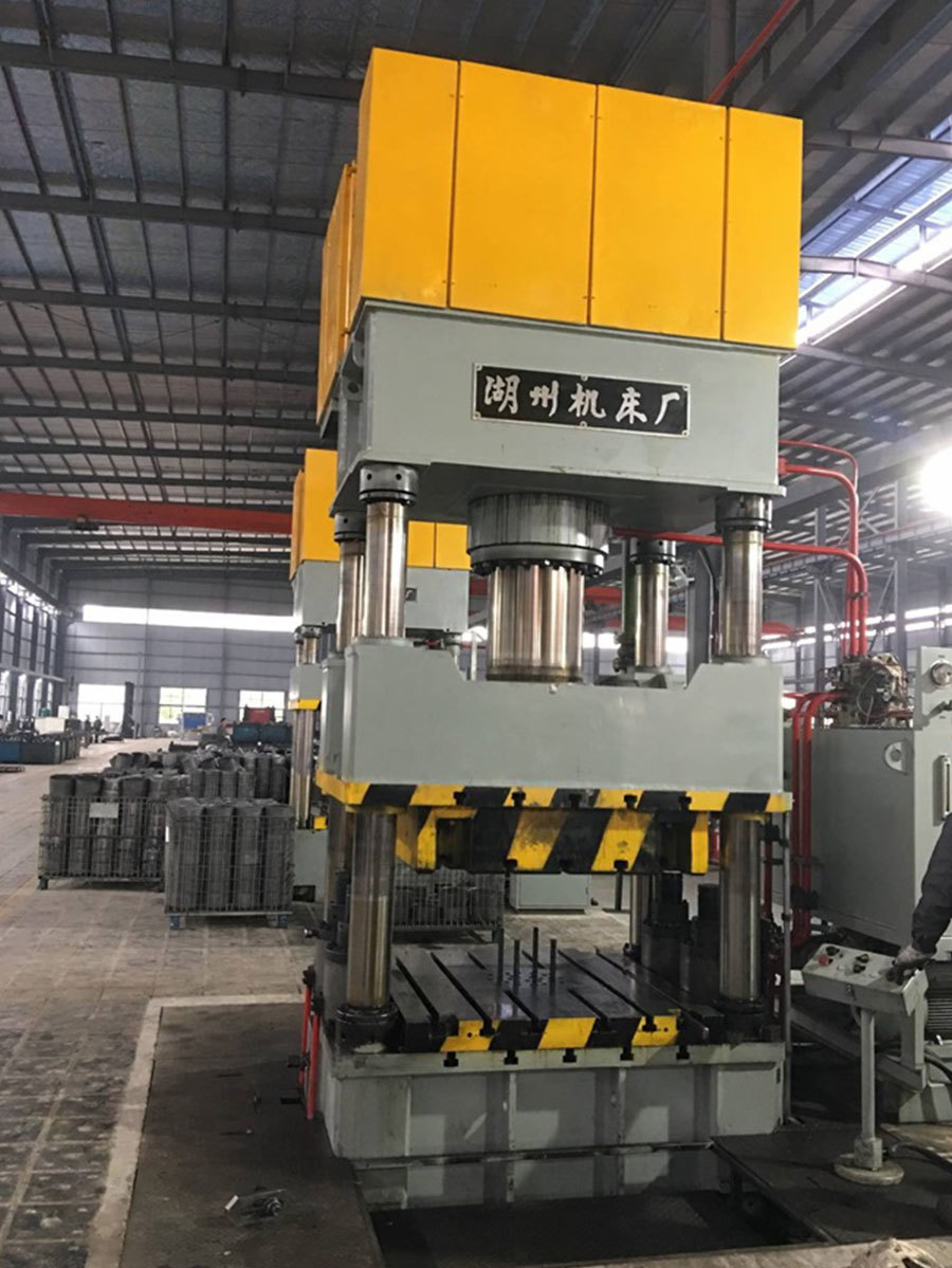 315T Huzhou four column hydraulic press