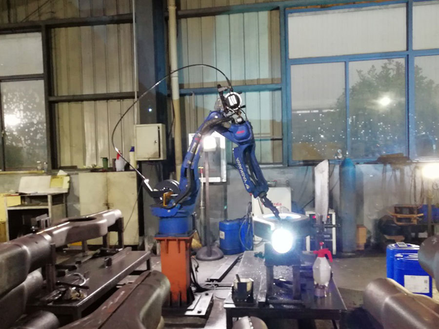 Robot welding