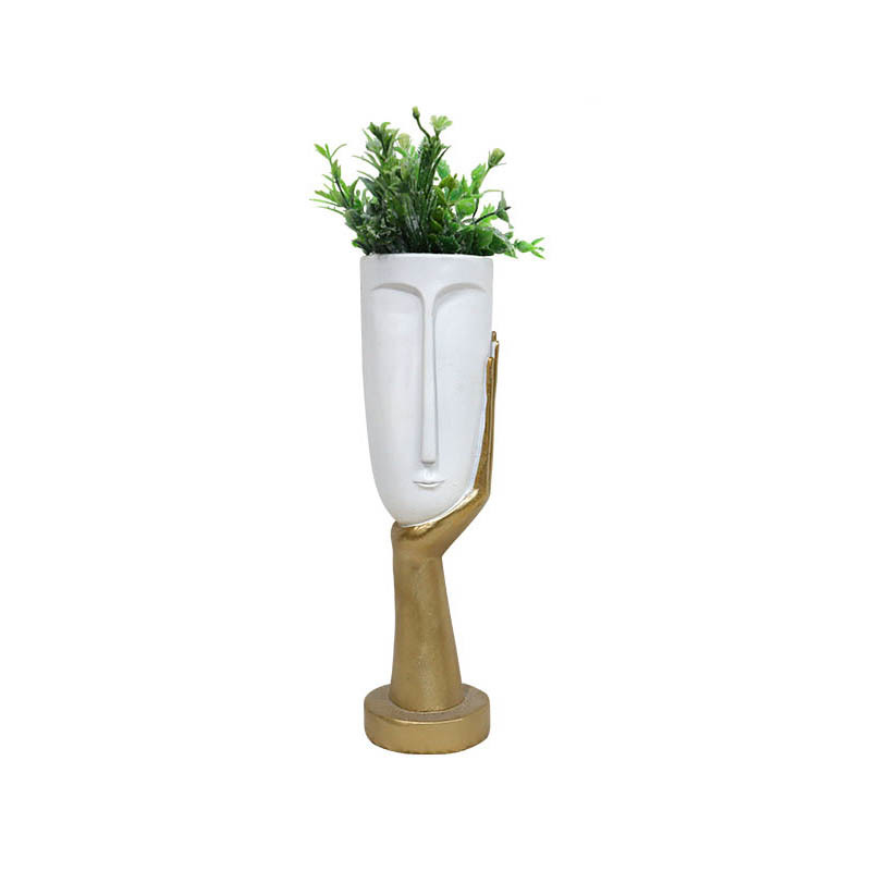 Artsway polyresin home deco