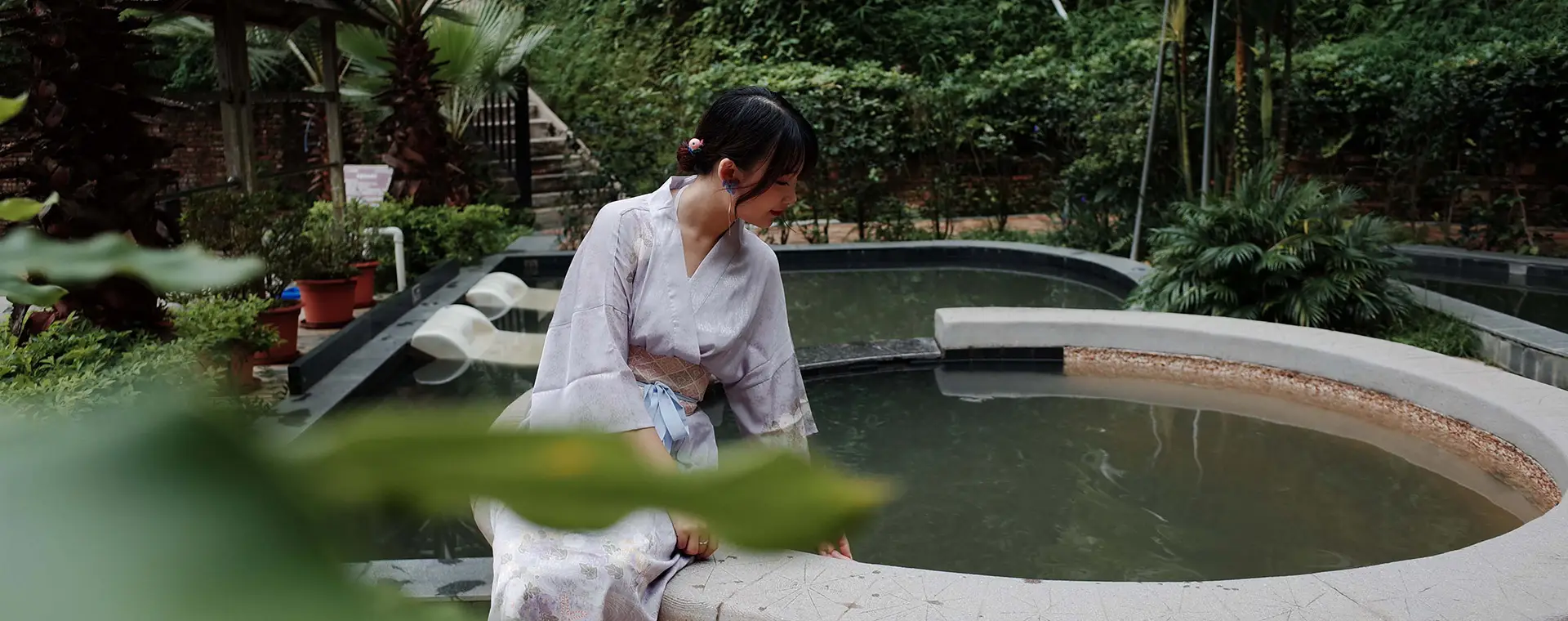 溫泉泳池