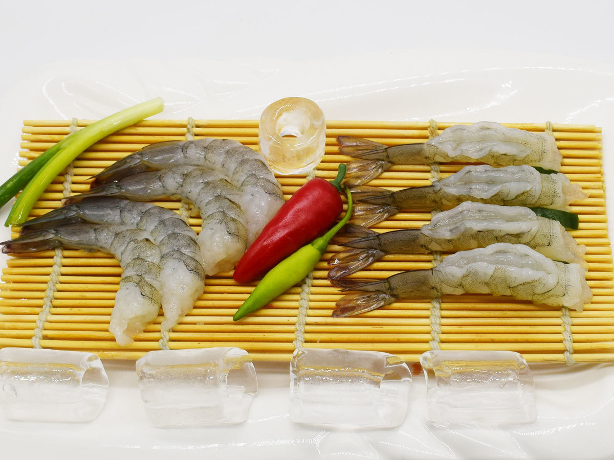 中間淺開(kāi)背鳳尾蝦