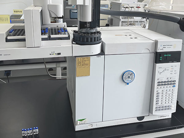Gas Chromatograph (3) Gas Chromatograph (3)