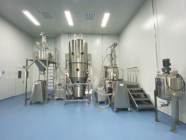 Granulating equipment Granulating equipment