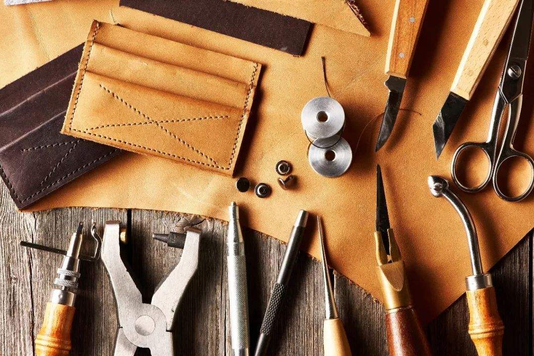 The main production process of leather goods
