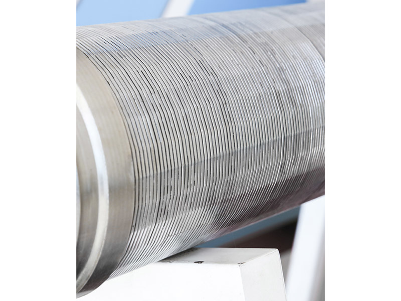 Wire Wrap Screen(钢丝缠绕网).JPG