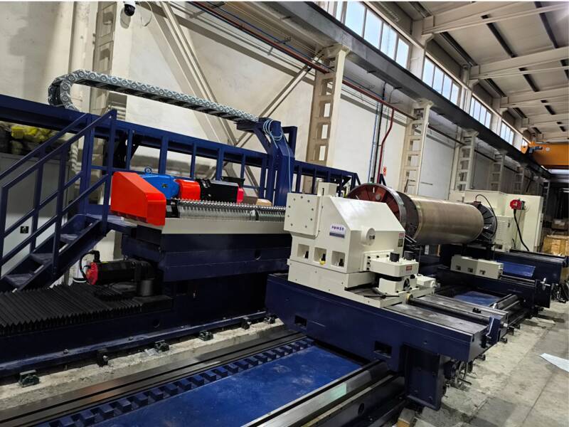 Máquina de Perforación Porosa PDM-CNC