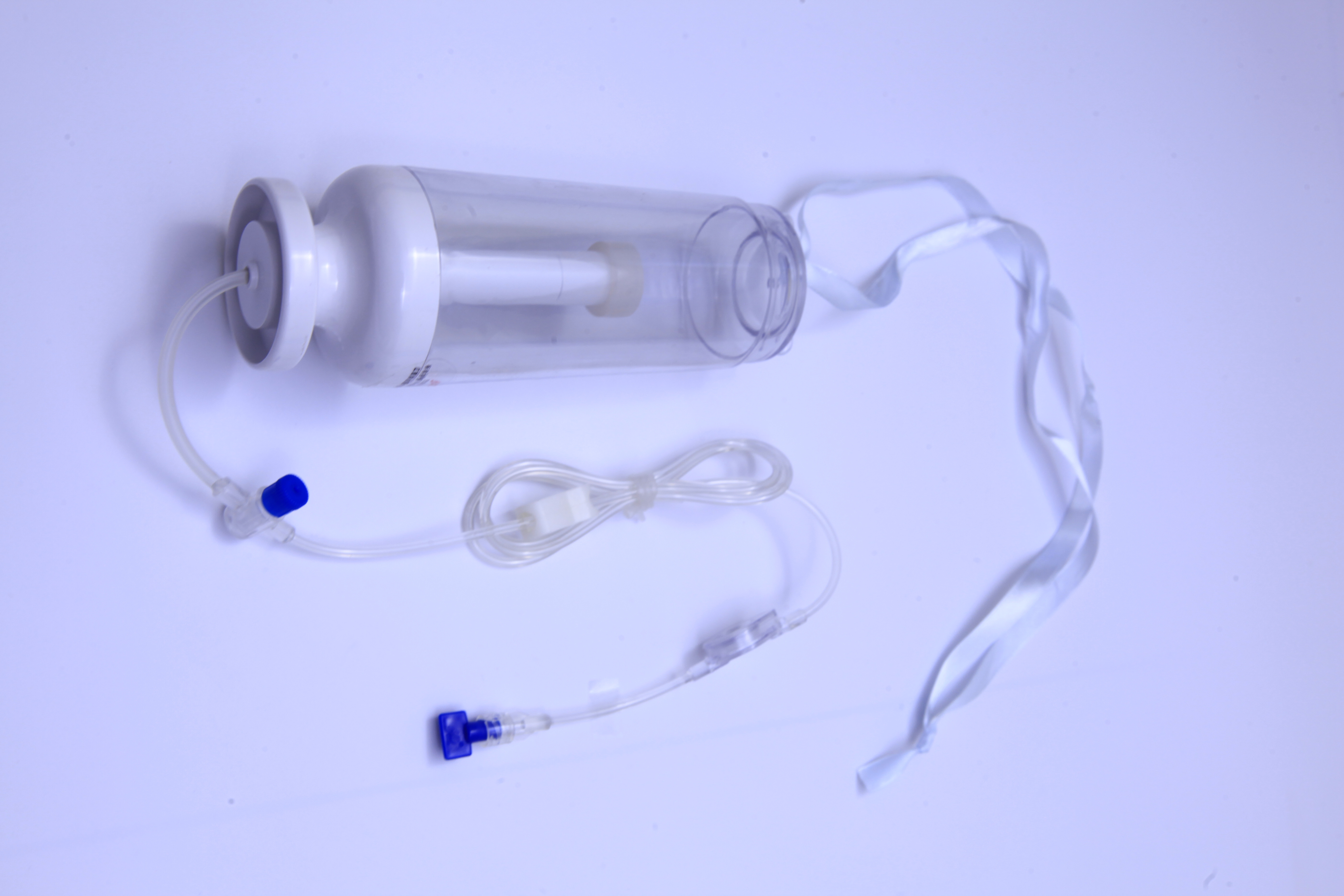 Infusion pump for single use