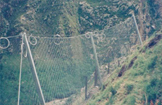 钢丝绳边坡防护网是怎样生产的，用途以及产品参数