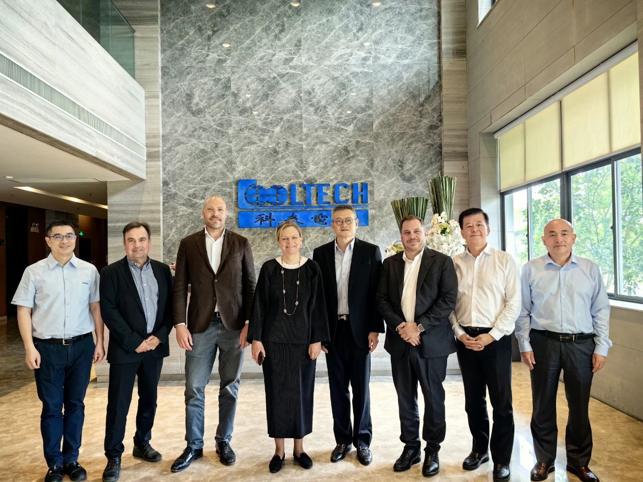 沃尔沃集团副总裁兼沃尔沃遍达CEO访问科泰电源