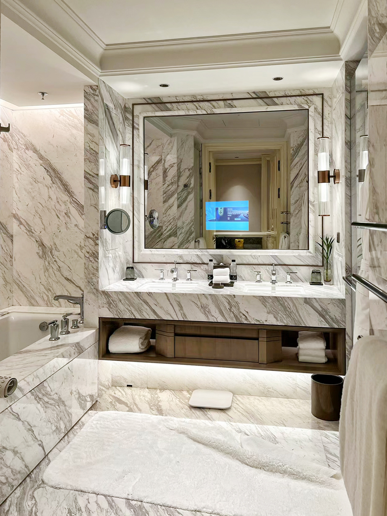 The Ritz Carlton,Harbin