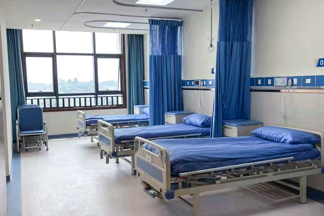 成都市第三人民医院普通病房实景图