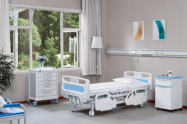 009 Hand-cranked hospital bed