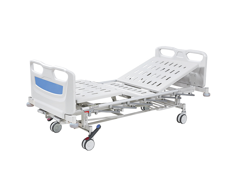 018-A Hand-cranked triple-fold hospital bed 018-A Hand-cranked triple-fold hospital bed