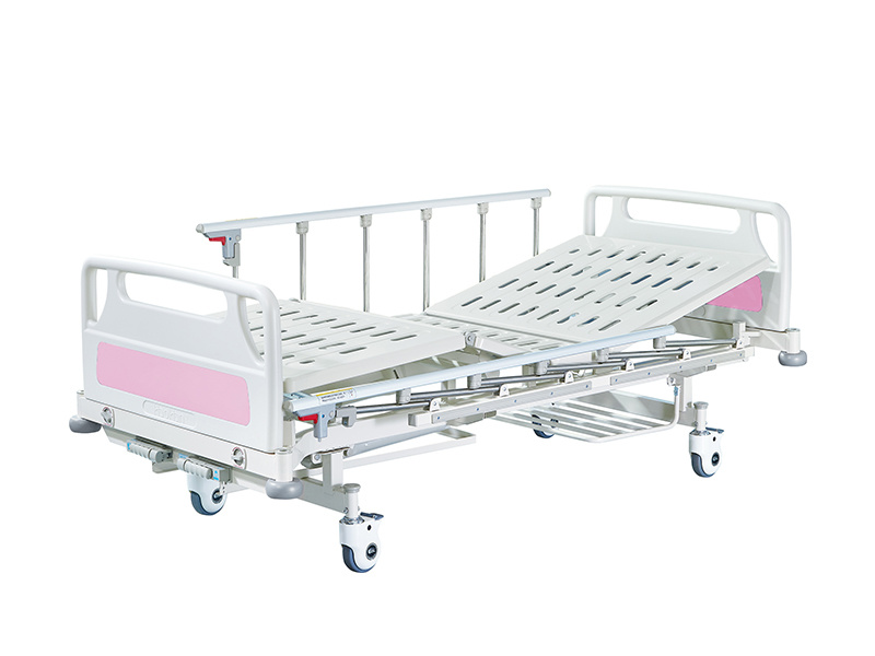 016 Hand-cranked triple-fold hospital bed