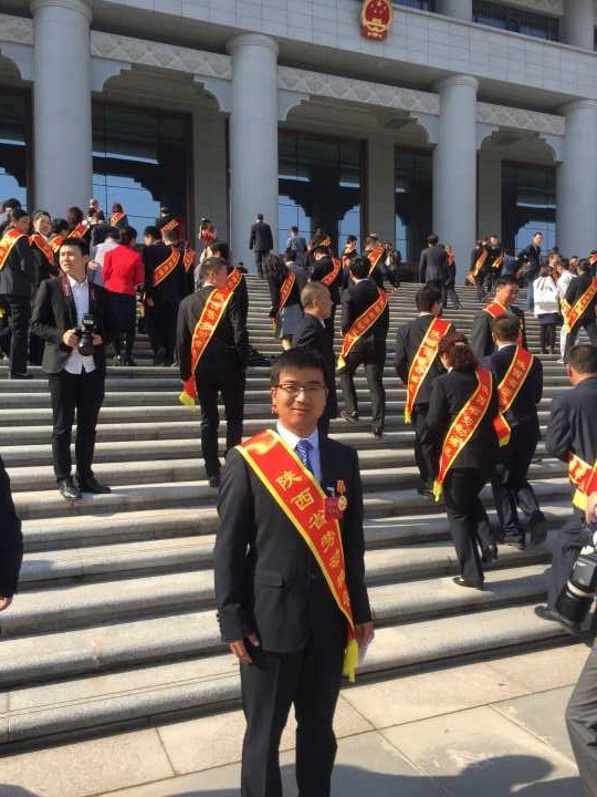 我公司蔡建荣荣获省劳模受表彰