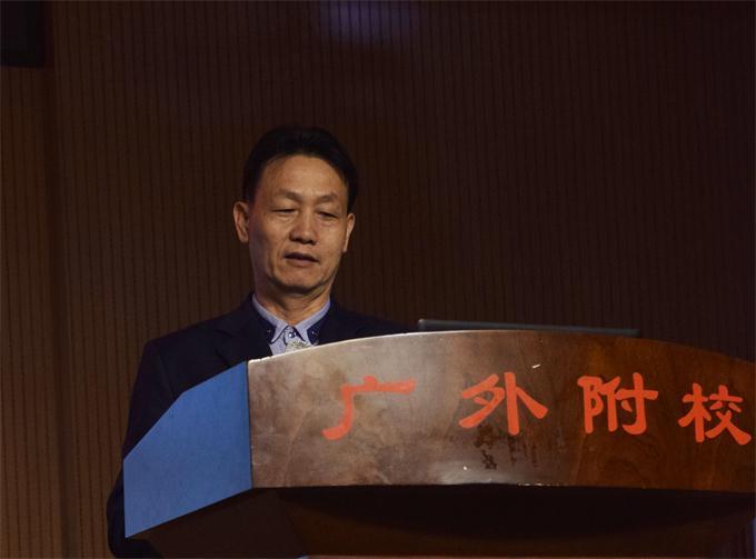 广西外国语学院附属实验学校
