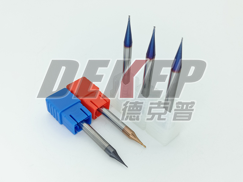微徑刀