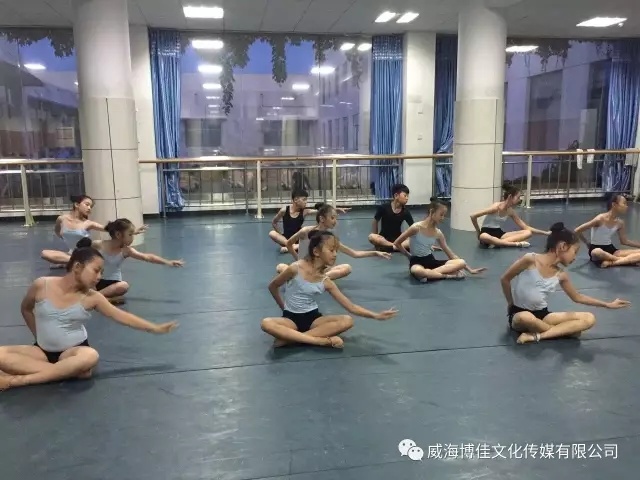 博佳舞蹈暑期集訓(xùn)營(yíng)開始招募學(xué)員啦！