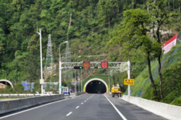 雅泸高速公路泥巴山隧道进口段安全评价项目