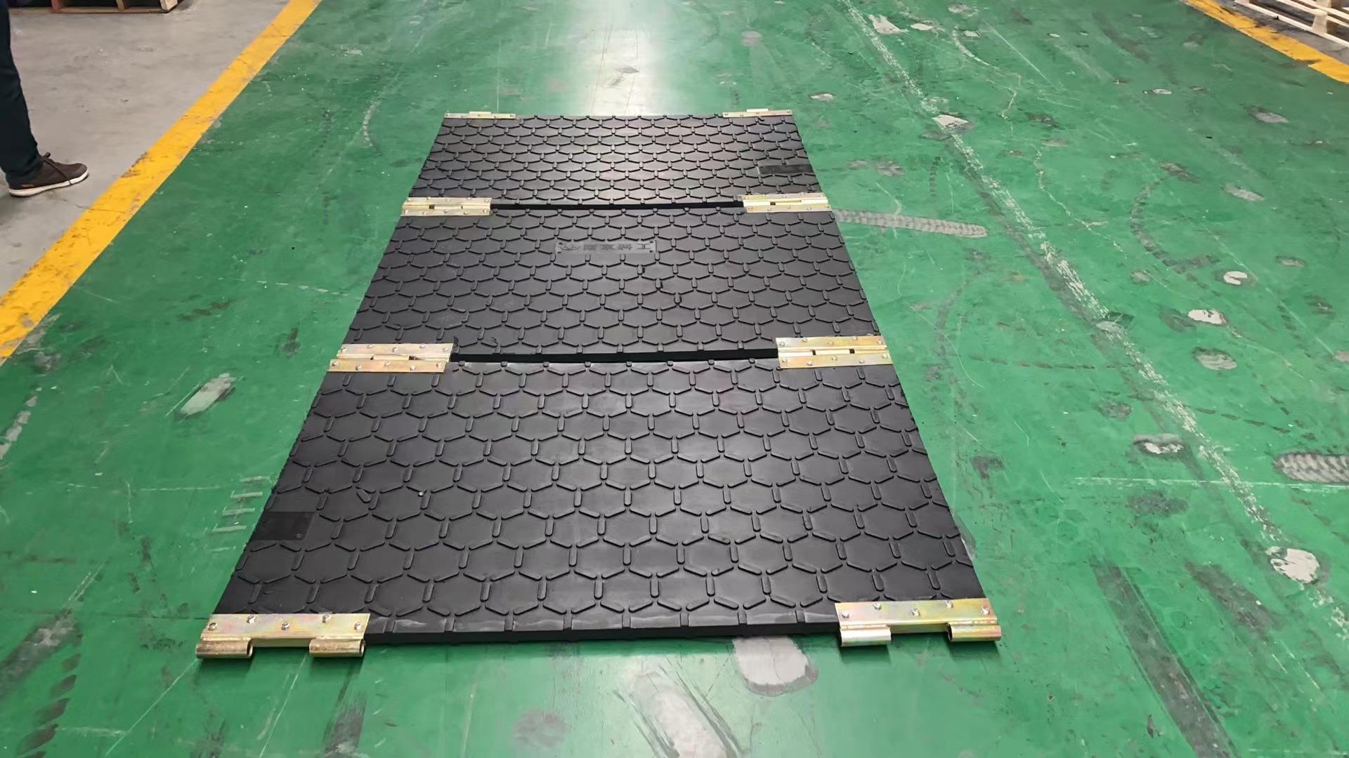 China factory manufacture HDPE material 38mm thickness Basemat
