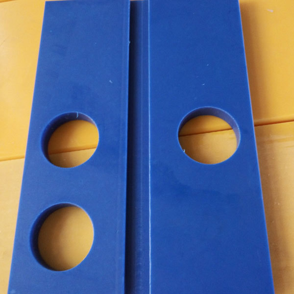 Machined or Injection Molded Custom POMMC nylon HDPEUHMWPE Slide Bloc