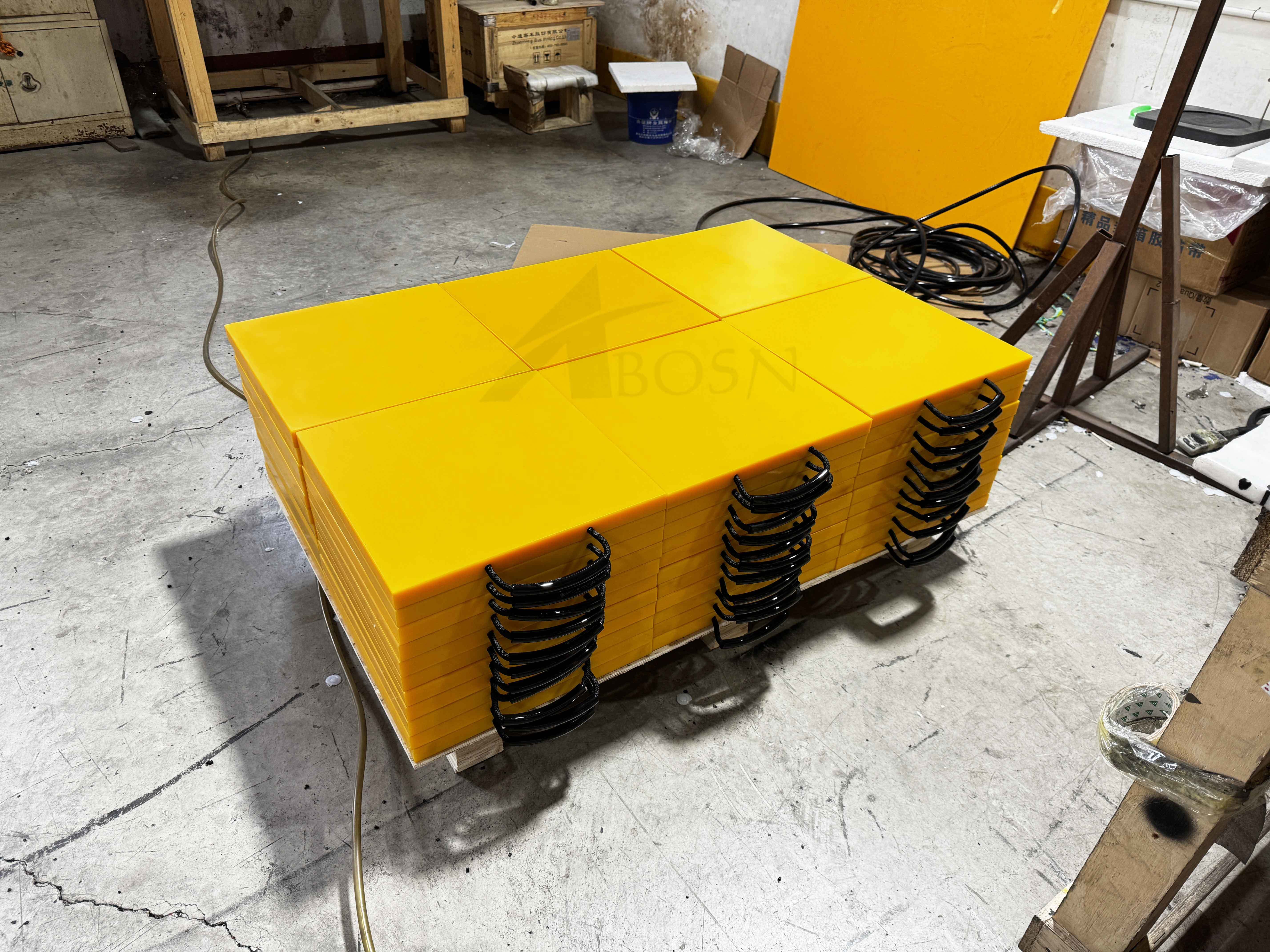 450×450×25mm Square Shape Jack Stabilizer Pad 450×450×25mm Square Shape Jack Stabilizer Pad