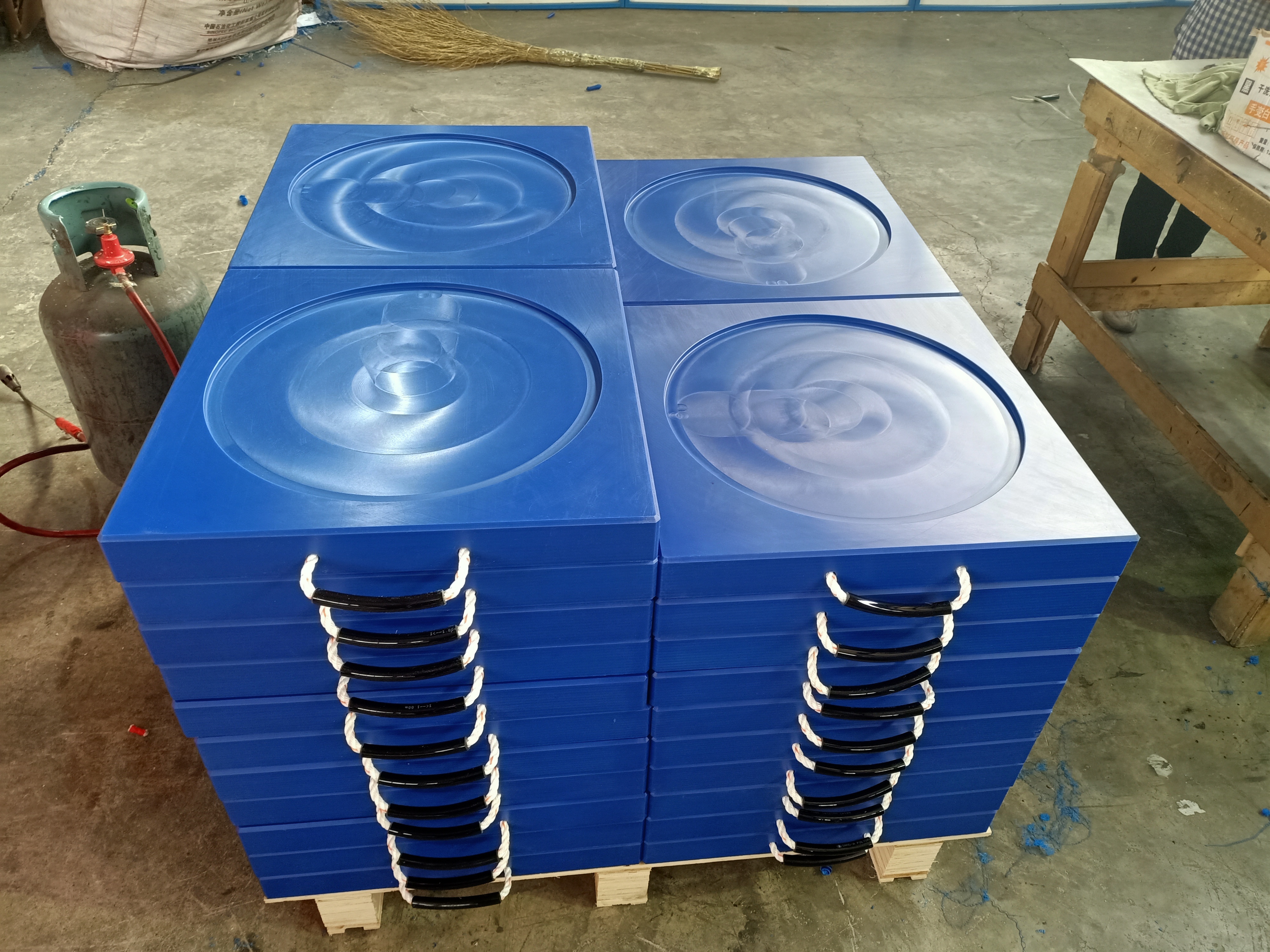 Abosn Customized shape Crane Outrigger Support Pads
