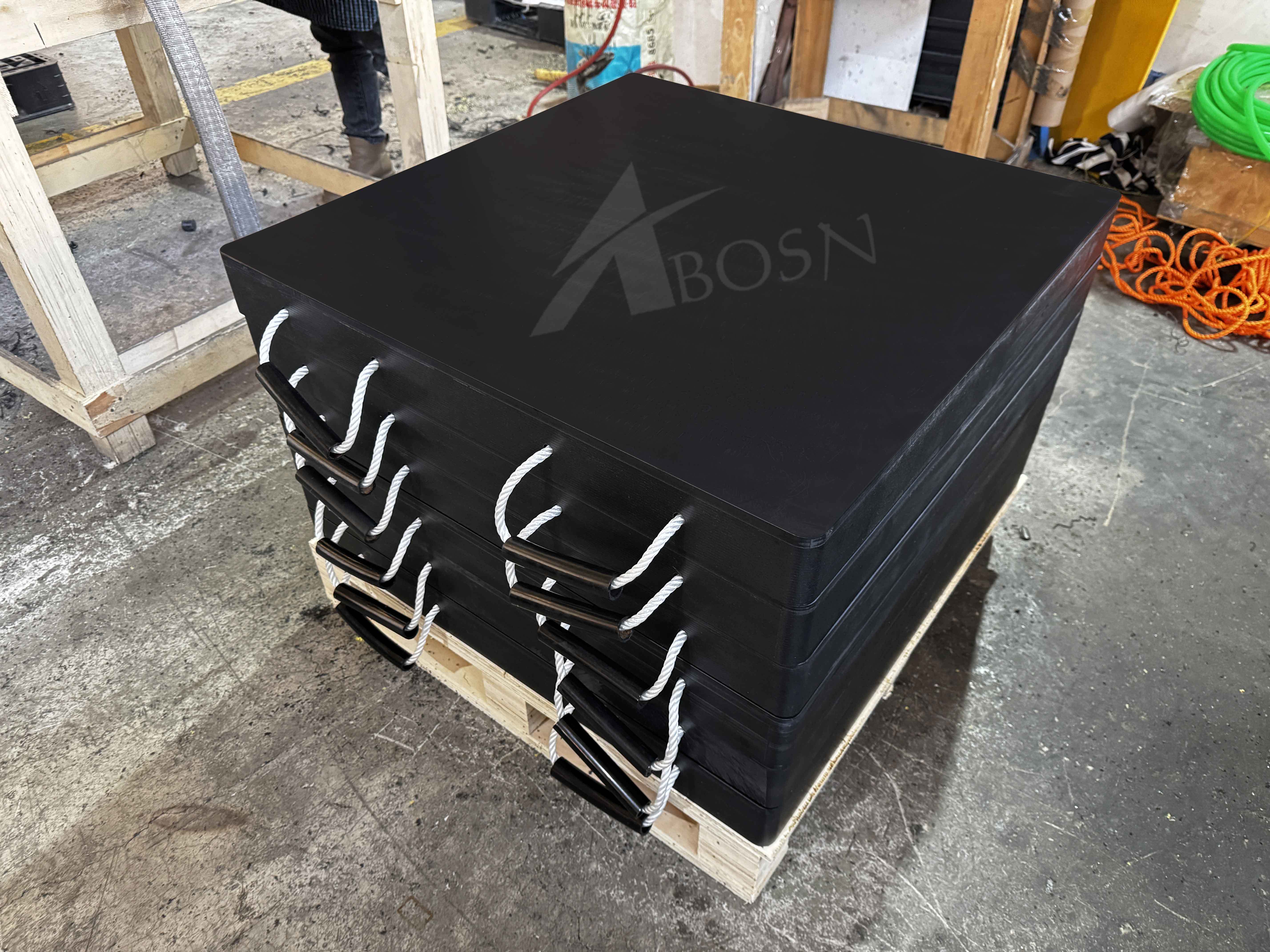 Heavy Duty UHMWPE Crane Outrigger Base Pad Heavy Duty UHMWPE Crane Outrigger Base Pad