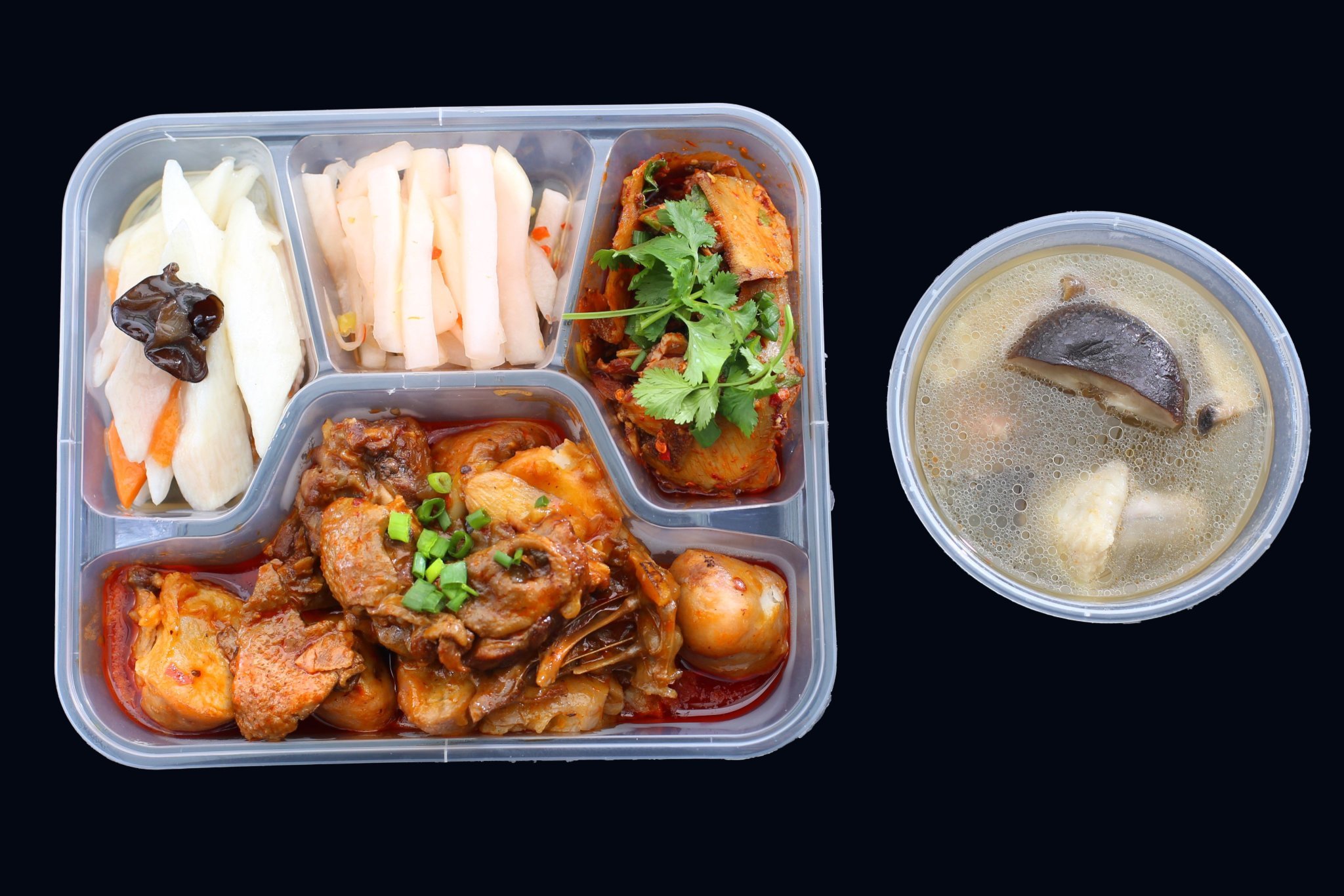 盒飯兩葷兩素