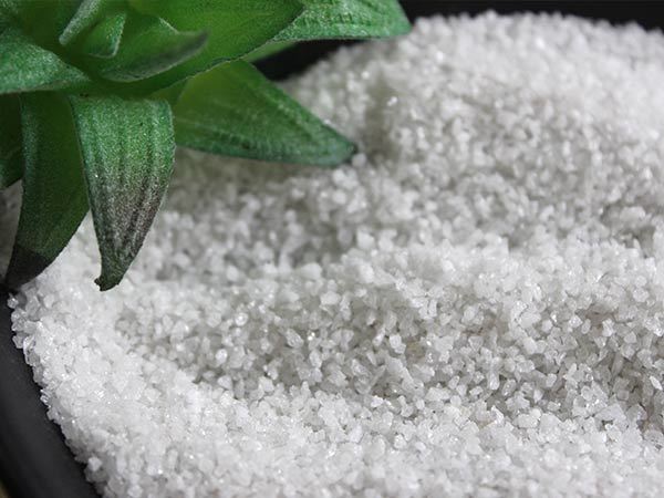Application of white corundum abrasives
