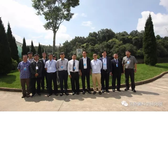 转发：中国农业科学院党组书记陈萌山一行到英茂小哨基地调研