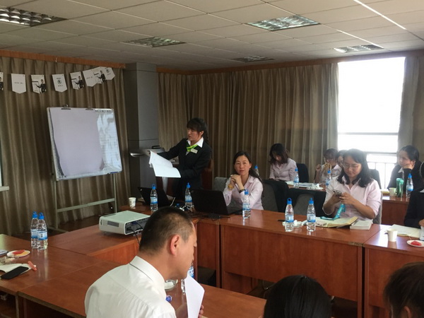 汽车公司召开行政工作交流会
