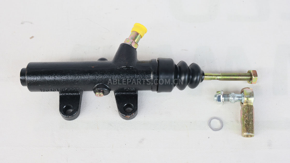 Clutch master cylinder