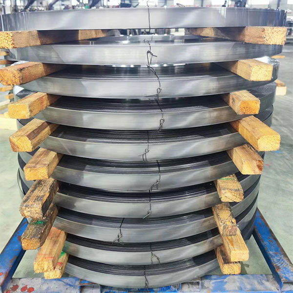 Bimetallic steel strip