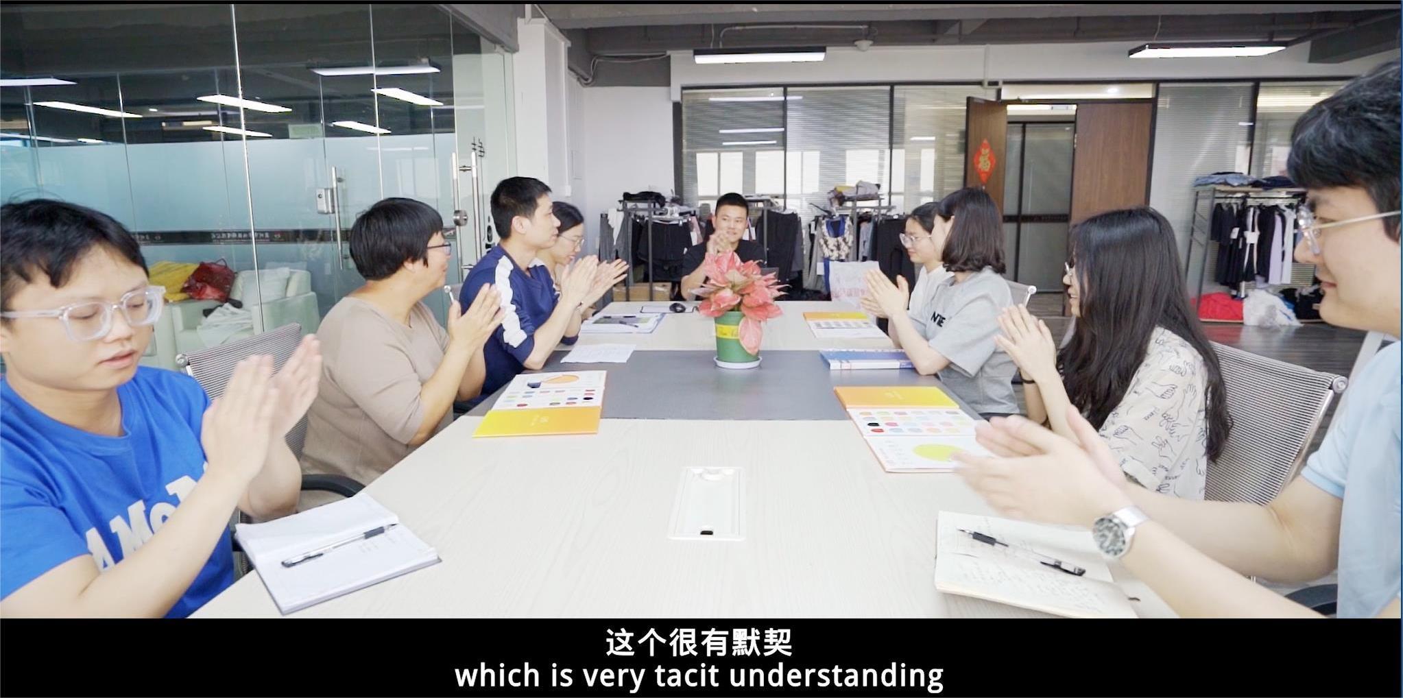 视频标题 视频标题