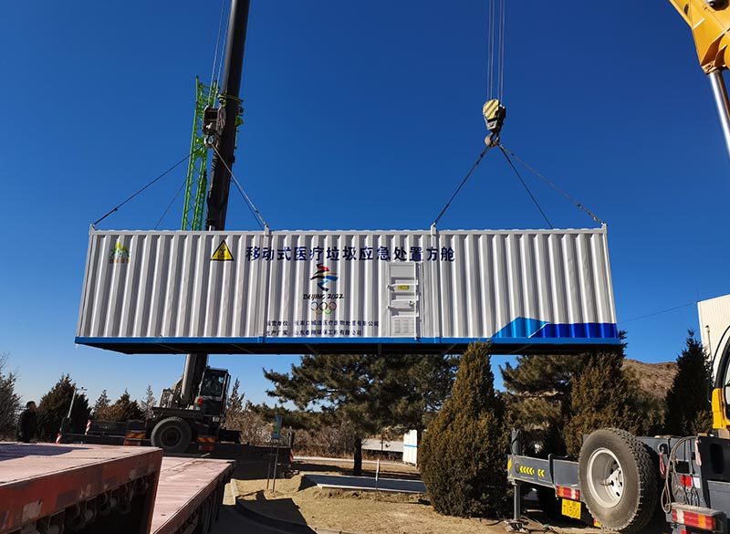 Container type waste incinerator