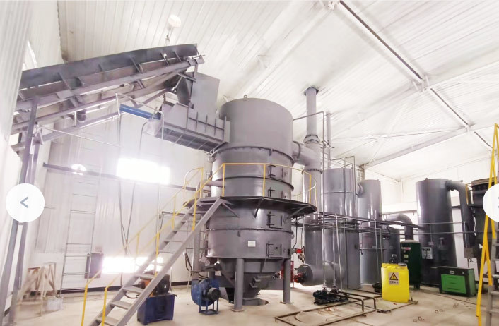 Large household waste pyrolysis incinerator