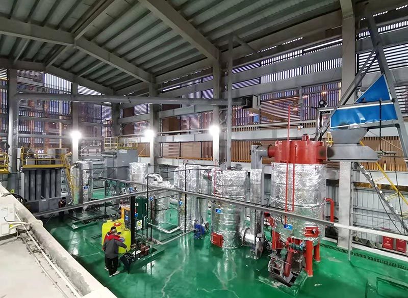 Large fixed garbage incinerator