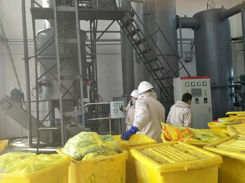 Medical waste incinerator