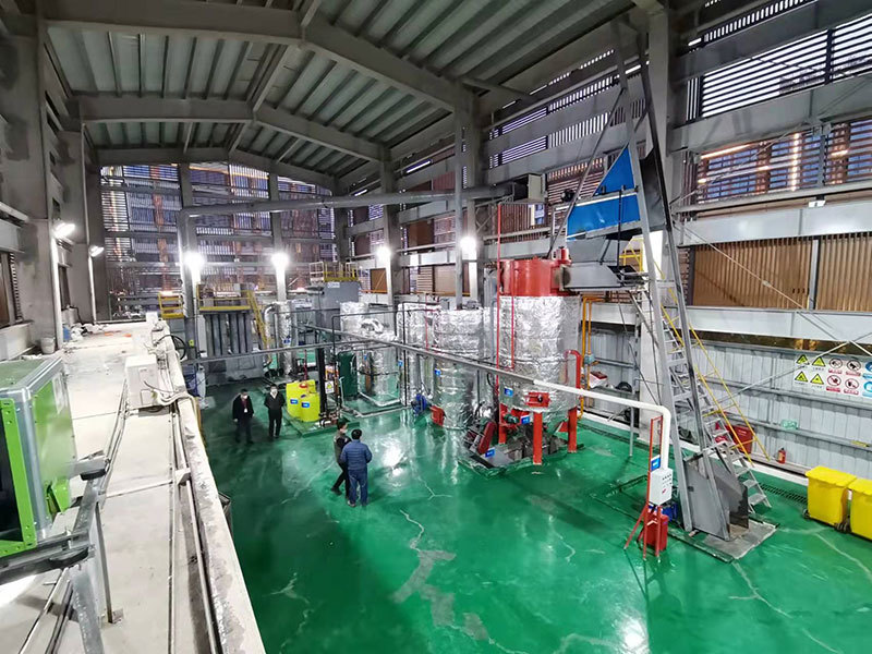 Large fixed garbage incinerator