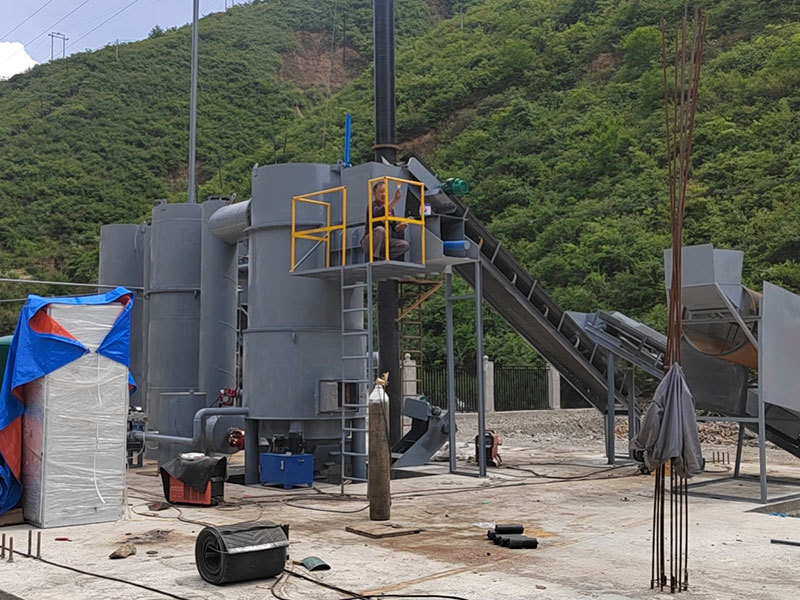 Large fixed garbage incinerator