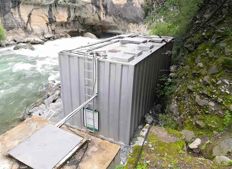 Integrated sewage treatment equipment