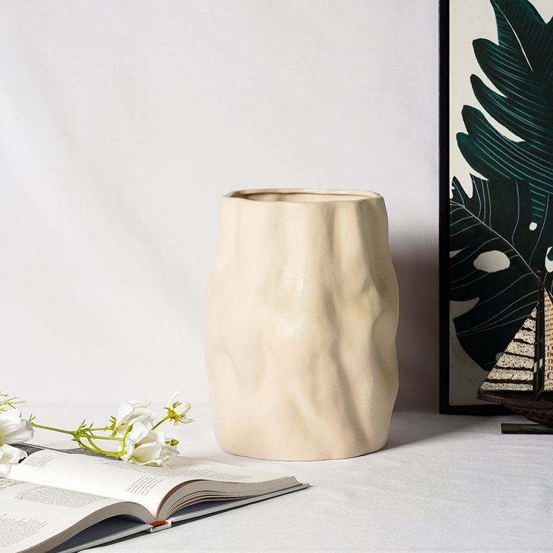Discover the Beauty of Handcrafted Ceramic Vases