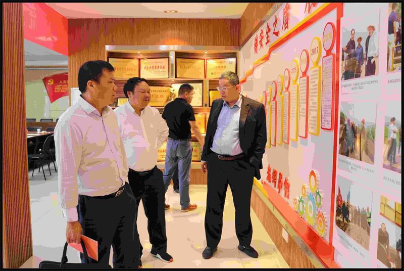 簡(jiǎn)訊:湖北水總與宜昌晟泰開展工作交流