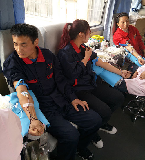 Yujia employees participate in voluntary blood donation activities