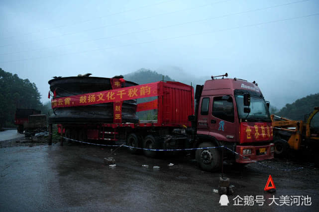 毛南族能工巧匠韦启初造出世界最大铜鼓，即将刷新自己保持的吉尼斯世界最大铜鼓记录